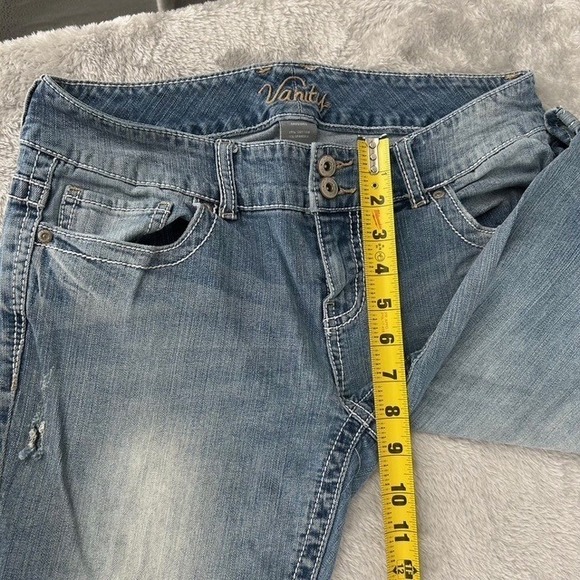 Vintage Vanity Women's Curvy Flare Jeans Light Wash Denim Sz 29W 32LL Distressed - Picture 7 of 16